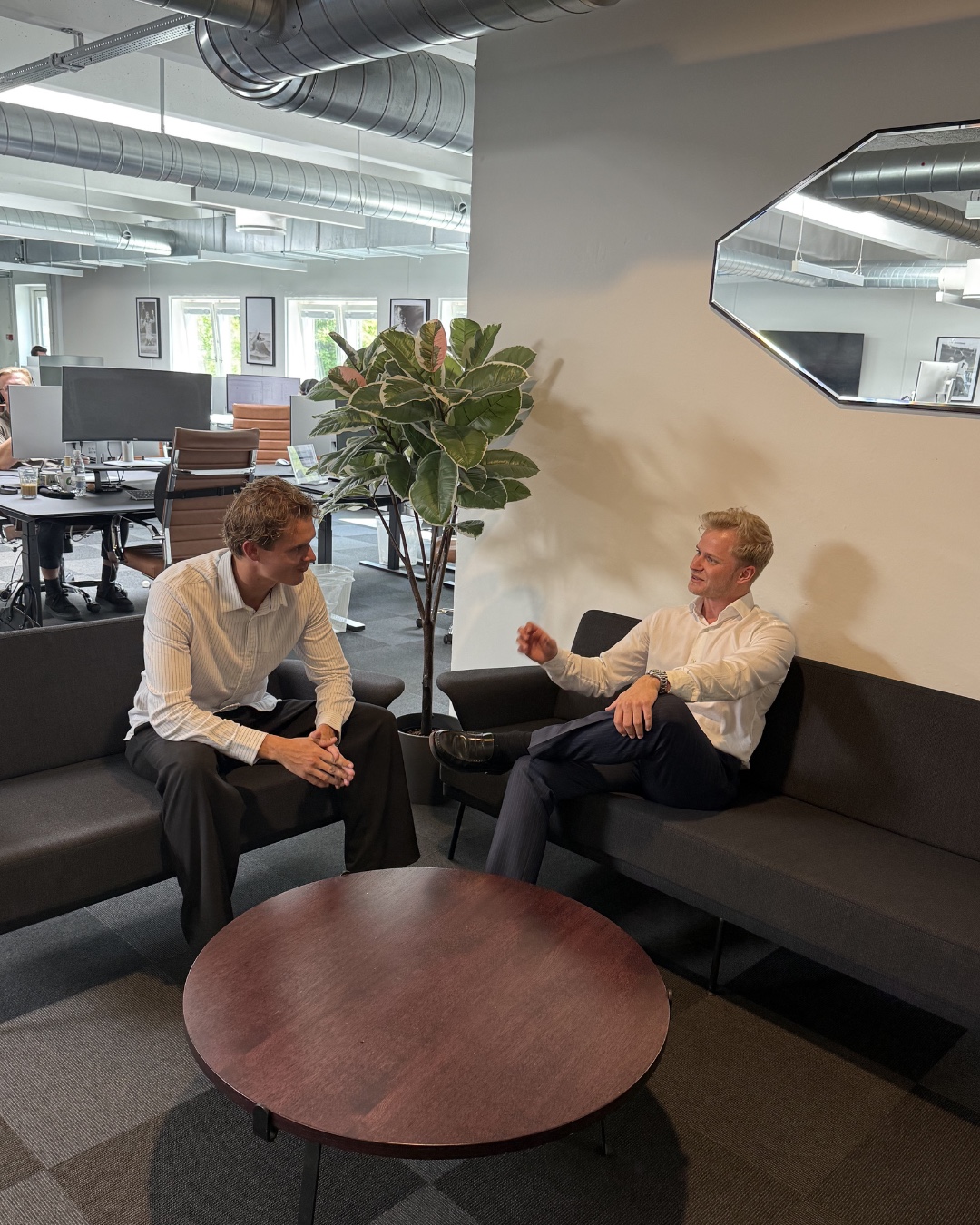 Professionelt møde hos Insurance Partners